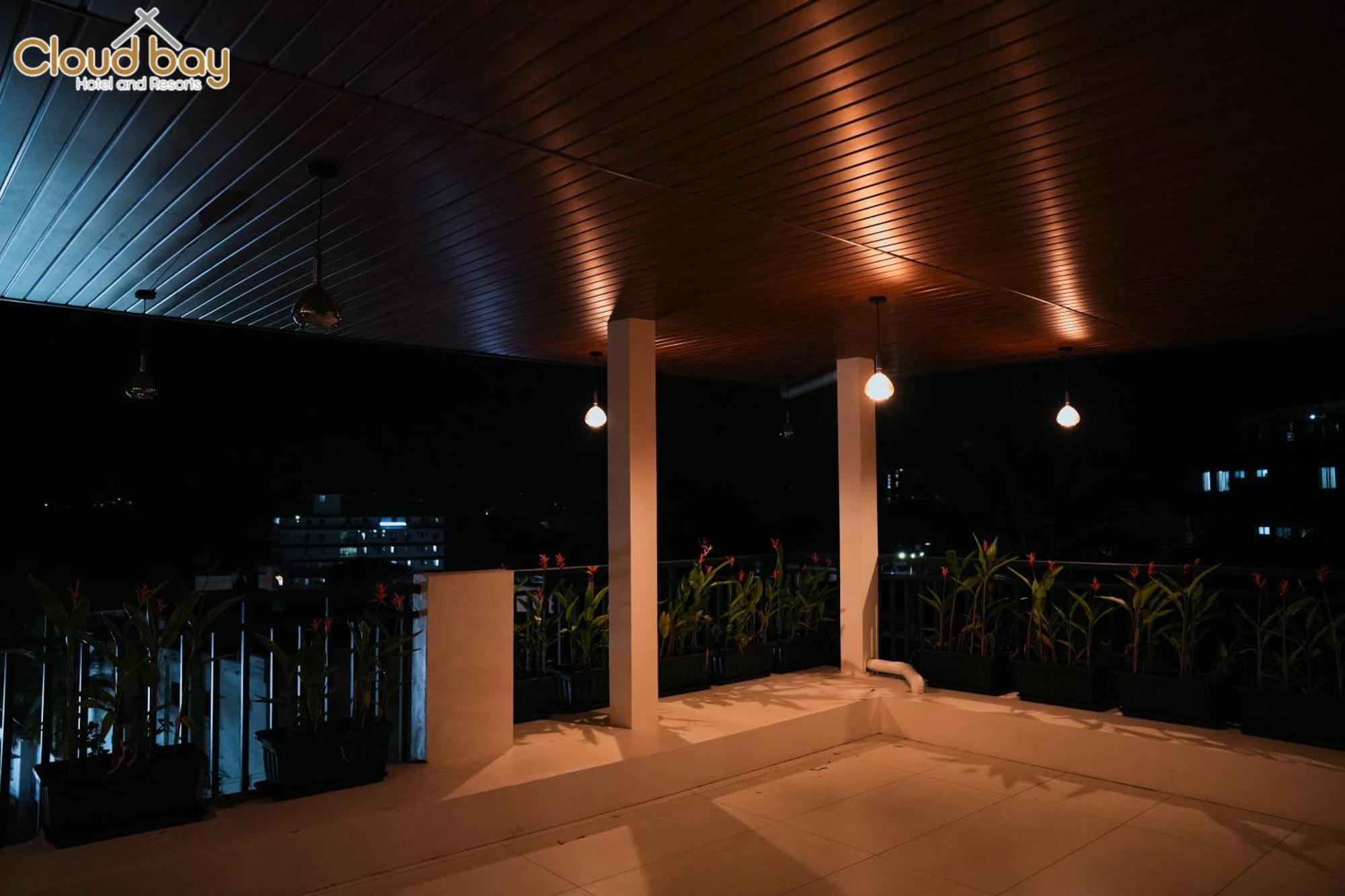 Hotel Cloud Bay Manjeri Kültér fotó